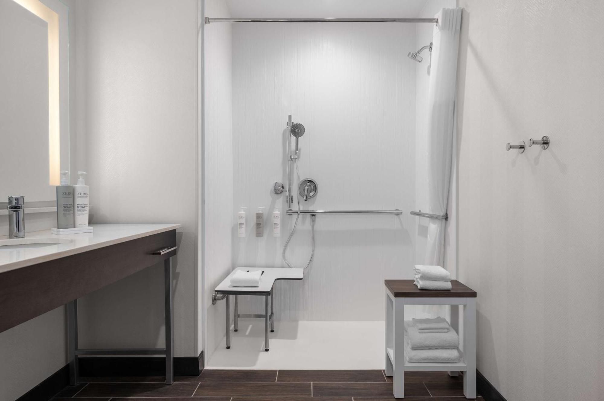 Hampton Inn & Suites By Hilton Pittsboro Buitenkant foto